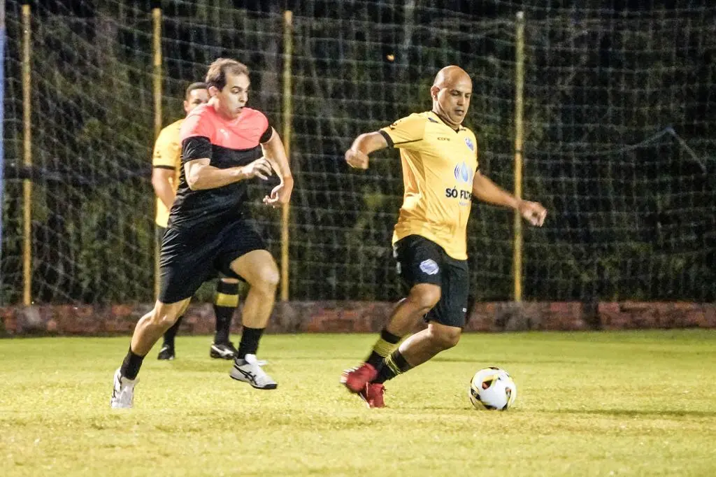 Copa Amigos do Ninho Soçaite com semifinais no Cafezar