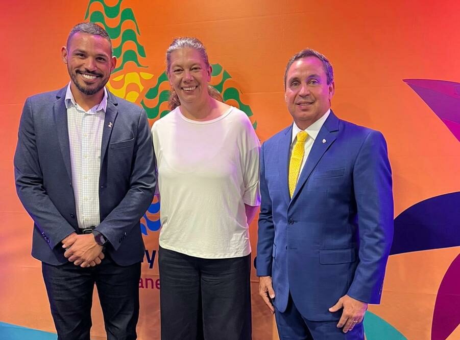 Presidente da FADE convida Ana Moser para conhecer projeto no Acre