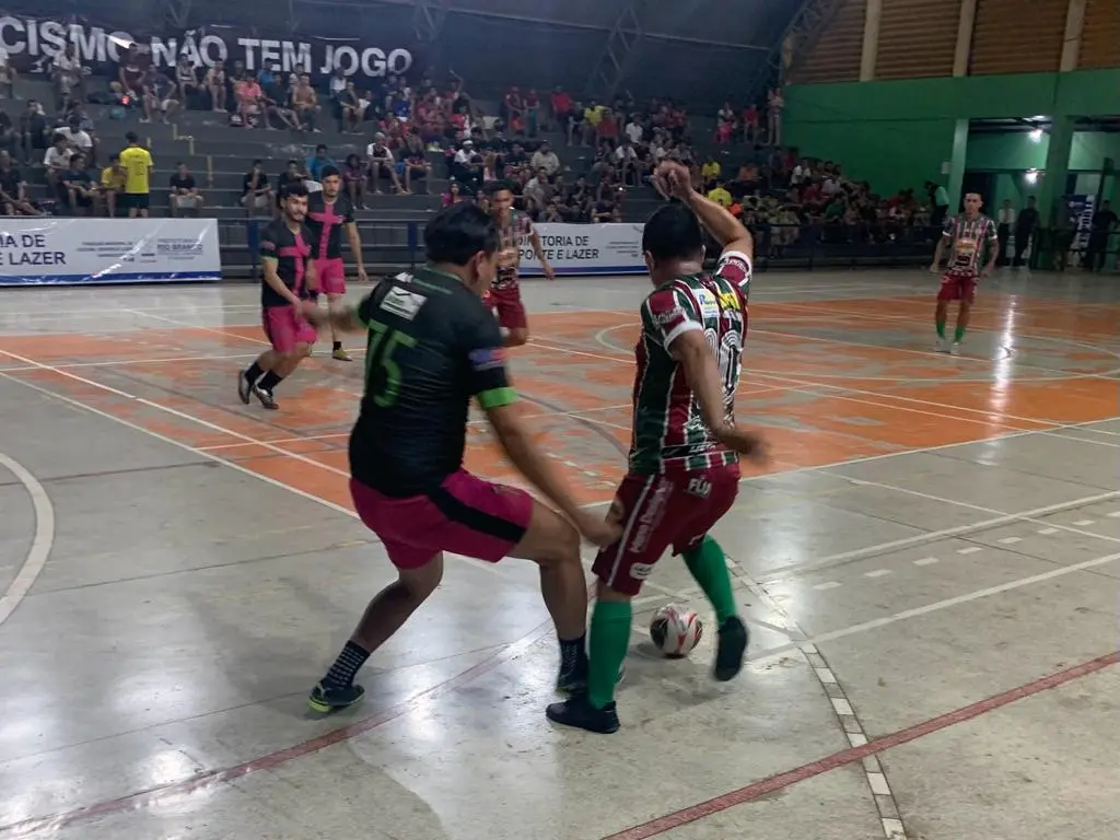 Partidas equilibradas marcam início da 2ª fase da Supercopa