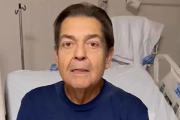 Faustão tem recuperação boa e é transferido para o quarto em SP