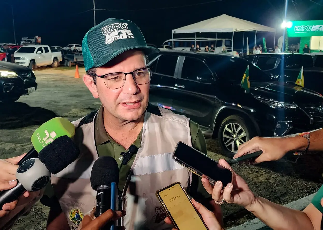 Ptolomeu: “Tem coisas ali que não são minhas”, diz Gladson sobre decisão que confiscou bens