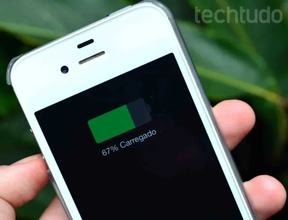 Ajuste simples no iPhone carrega seu celular 4 vezes mais rápido; veja