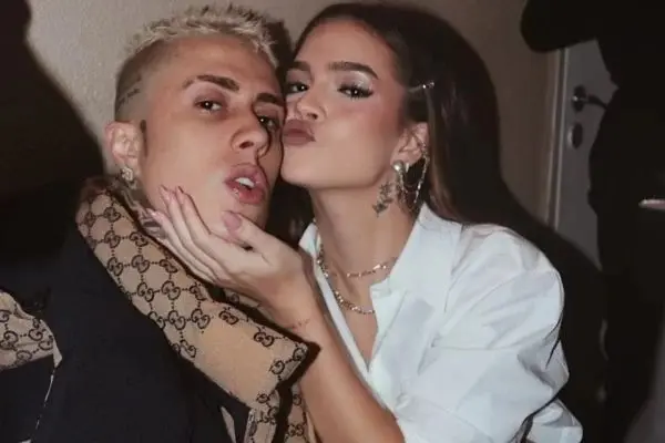 Mel Maia anuncia fim do relacionamento com MC Daniel