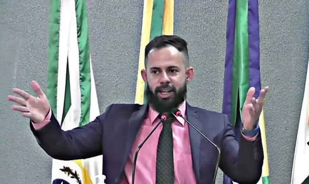 Vereador preso por estupro é absolvido pela Justiça em RO