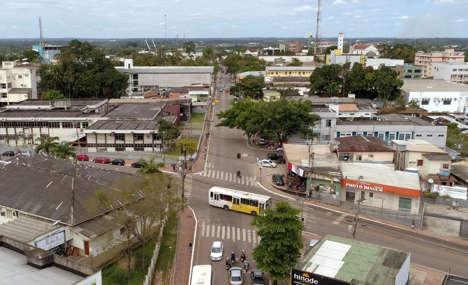 Gladson assina decreto que autoriza desapropriação de área para implantação do Complexo Viário