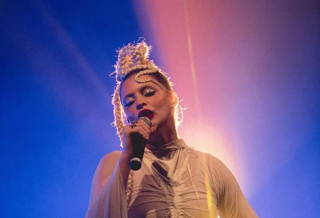 Quem é Natascha Falcão, revelação brasileira do Grammy Latino