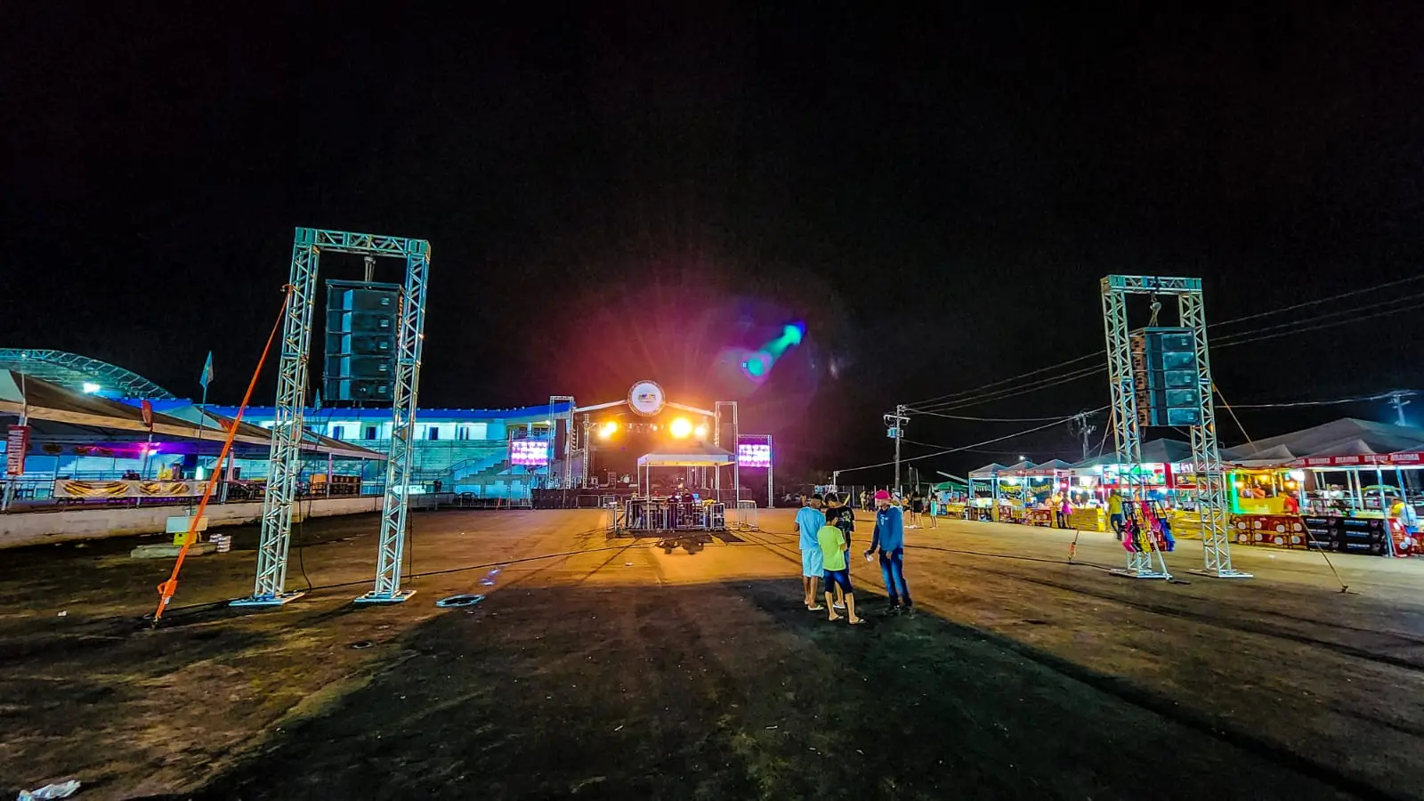 Arena de shows da Expoacre Juruá é totalmente asfaltada