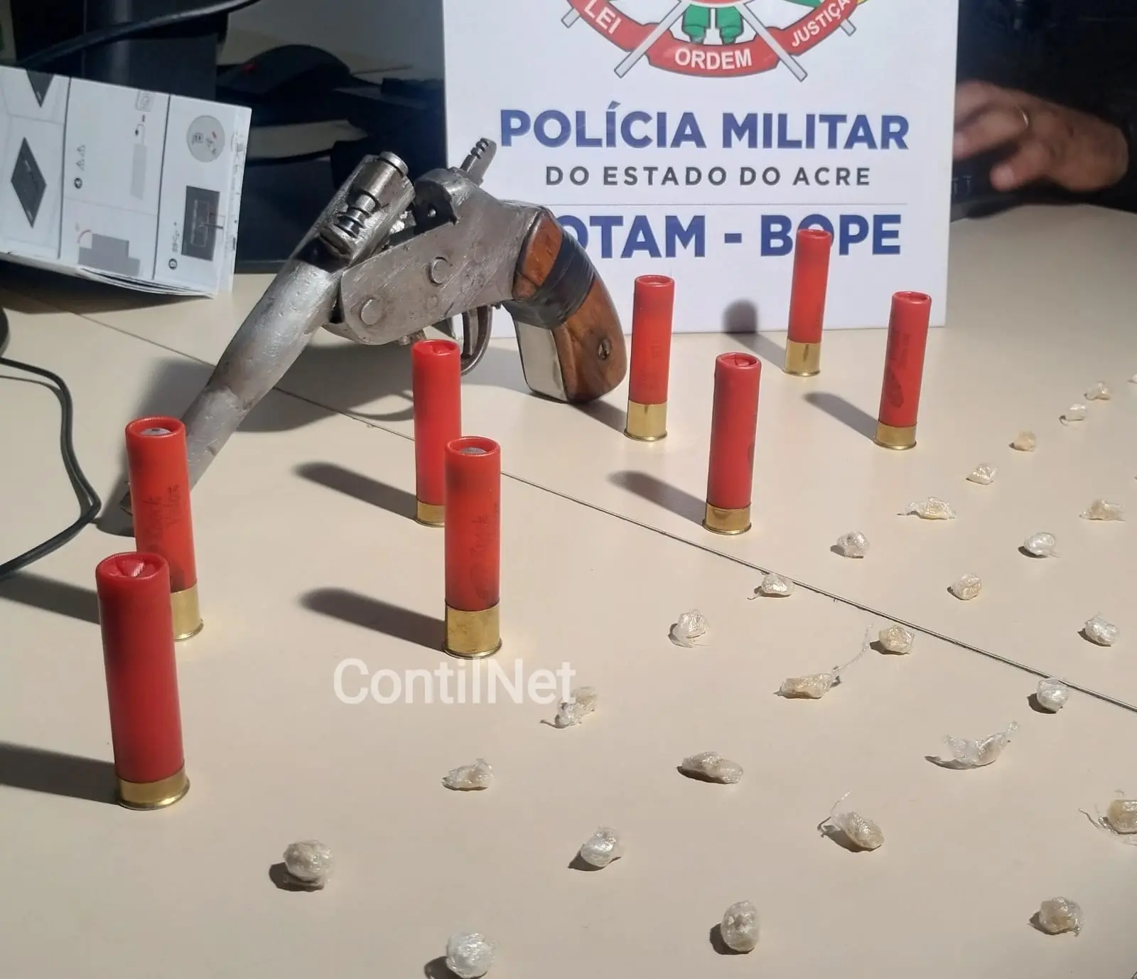 Rotam prende homem com droga e arma de fogo em Rio Branco