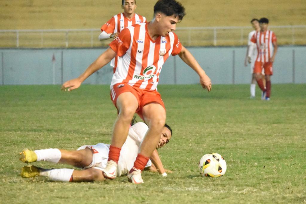 Galvez e Santa Cruz são finalistas do Campeonato Estadual