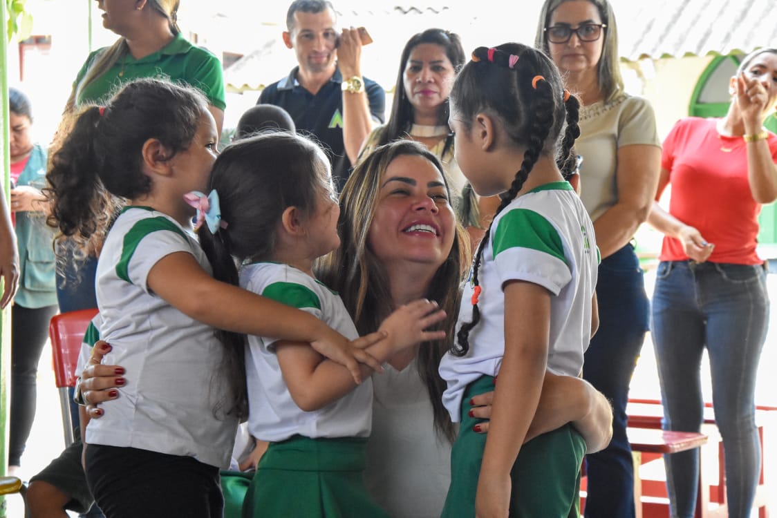 Prefeitura de Brasileia entrega equipamentos escolares para mais de 850 alunos