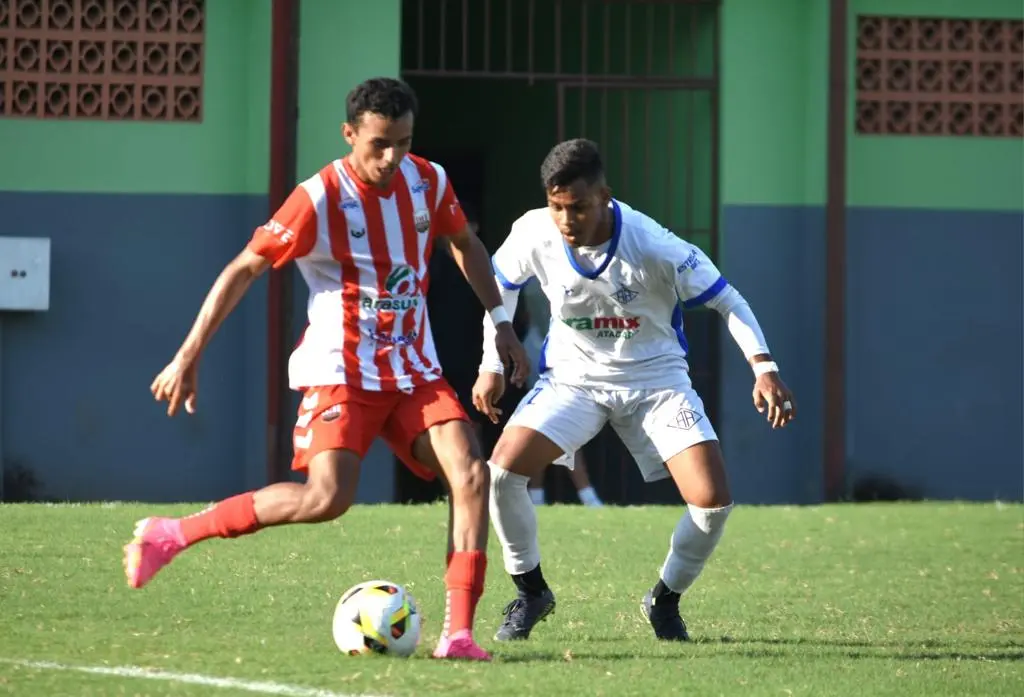 Santa Cruz e Galvez disputam título e vaga do Acre na Copa do Brasil