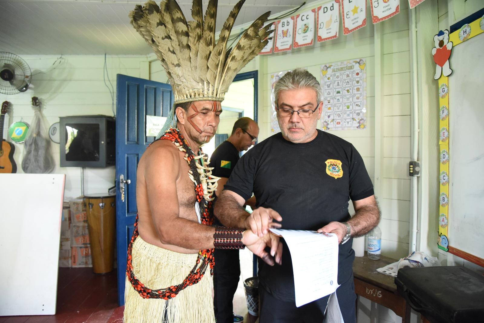 Polícia Civil realiza emissão de Carteira de Identidade para indígenas Puyanawa no Acre