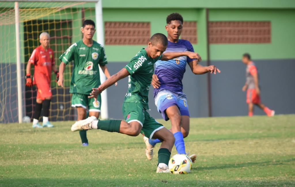 Galvez estreia no Campeonato Estadual e quer mais um título na base