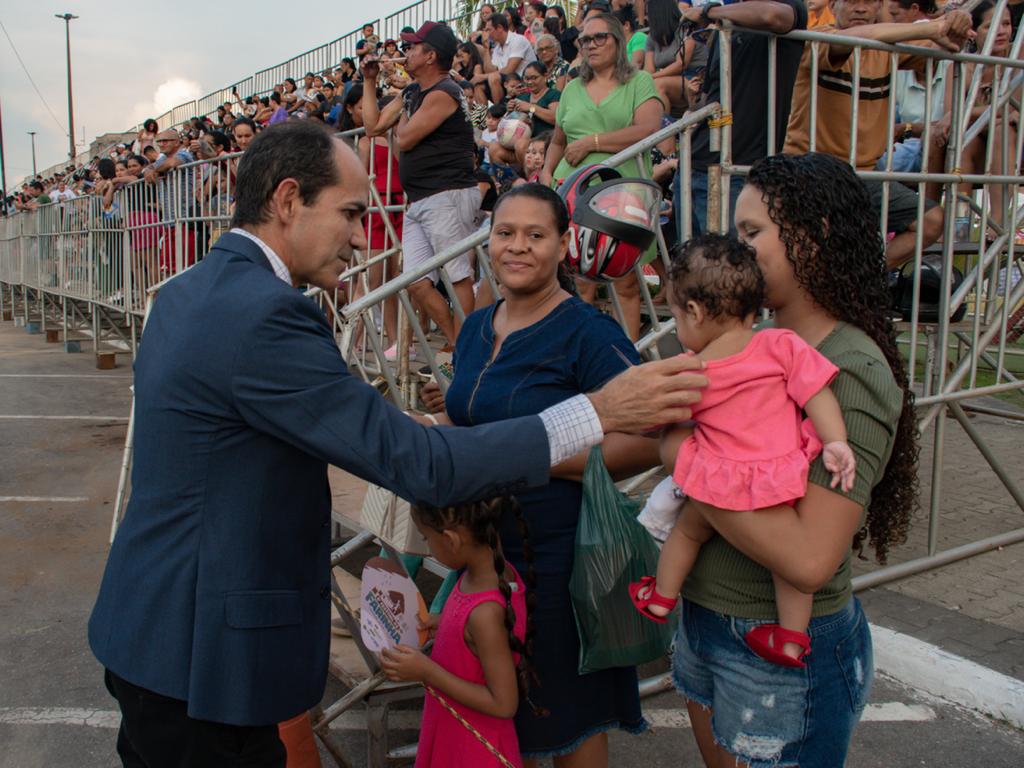 Zequinha paga funcionalismo e injeta mais de R$ 11 milhões durante as festividades de Cruzeiro do Sul
