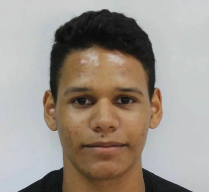 Bope prende dupla com tijolo de maconha na capital