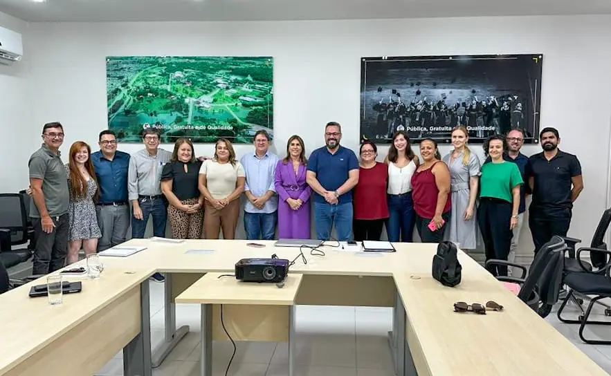 Alan Rick anuncia mais R$ 1 milhão para aumentar oferta de serviços veterinários na Ufac