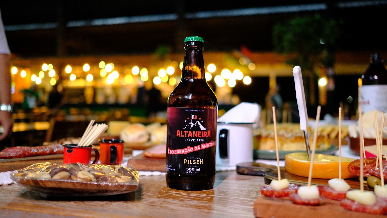 Cervejaria Altaneira lança documentário em parceria com Made in Acre e apresenta nova identidade