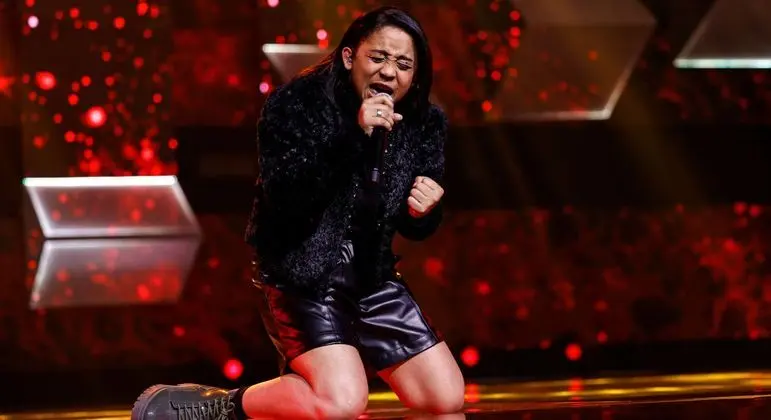 Clarinha Teixeira é a grande campeã do Canta Comigo Teen 4