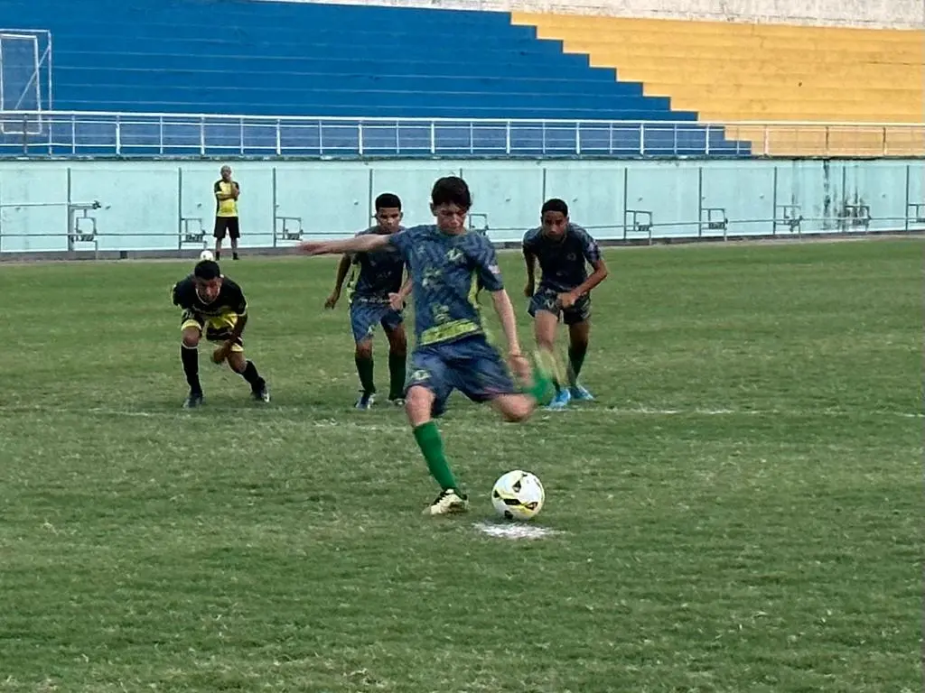 São Francisco e Chapecoense vencem no estadual em partidas equilibradas no Florestão
