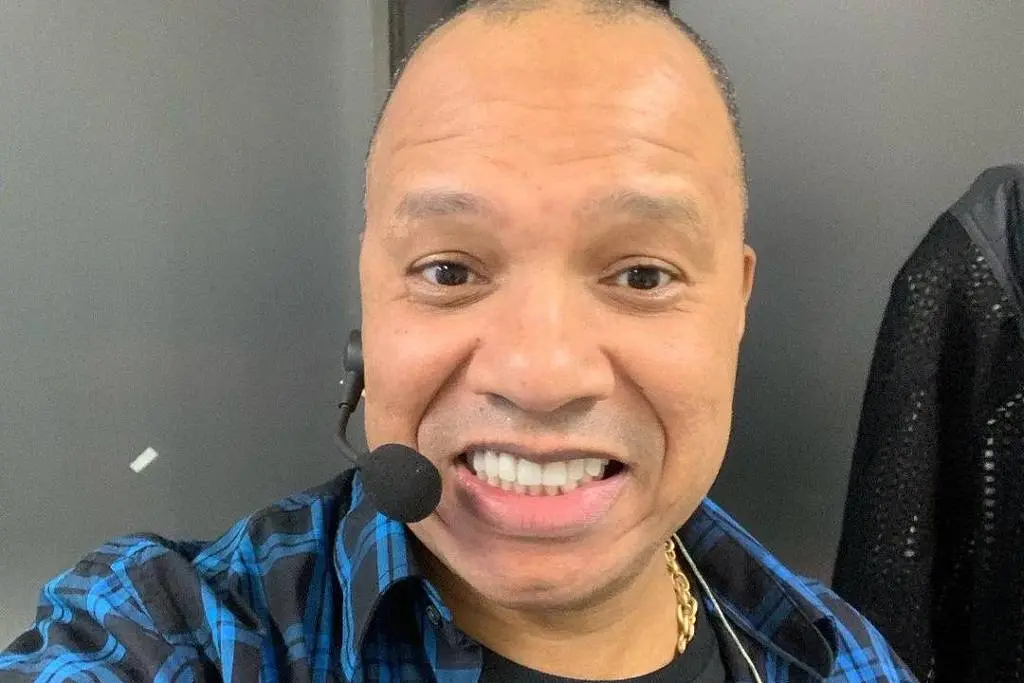Anderson, da banda Molejo, é diagnosticado com embolia pulmonar e segue internado