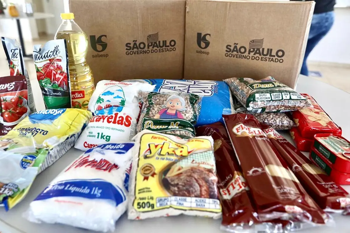 Cesta básica distribuída em setembro cai como alívio para brasileiros