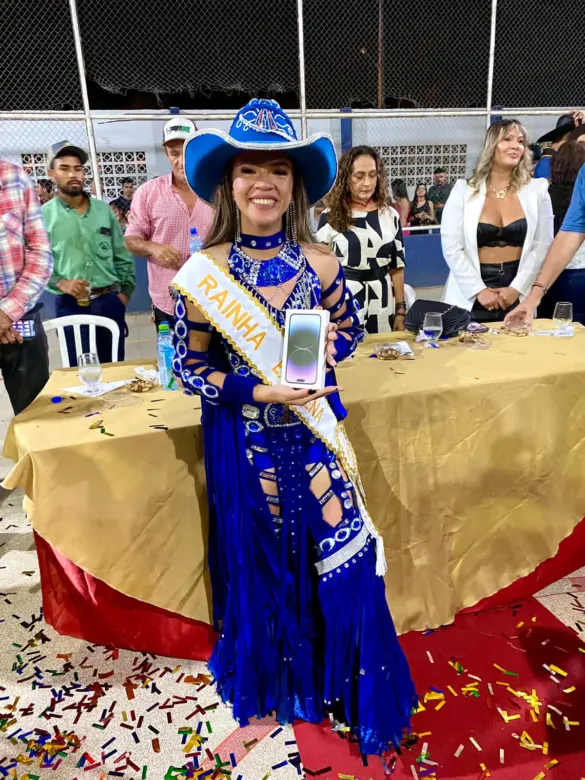 rainha e princesa exposena (7)