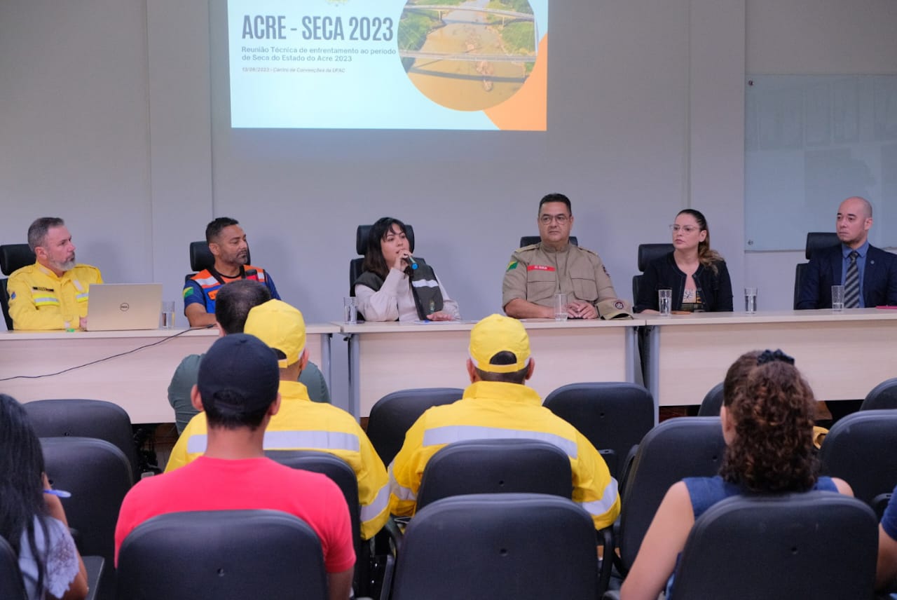 Período de estiagem no Acre é abordado em reunião técnica com especialistas e órgãos parceiros