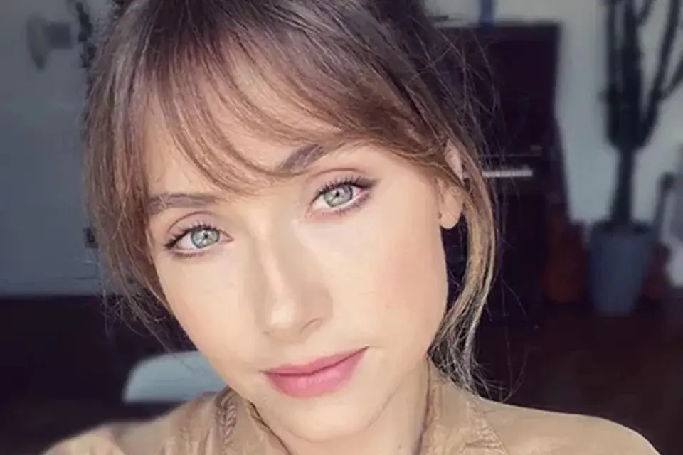 Atriz apontada como pivô do divórcio de Sandy e Lucas se pronuncia