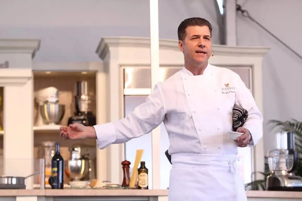 Chef Michael Chiarello morre, aos 61 anos, após reação alérgica