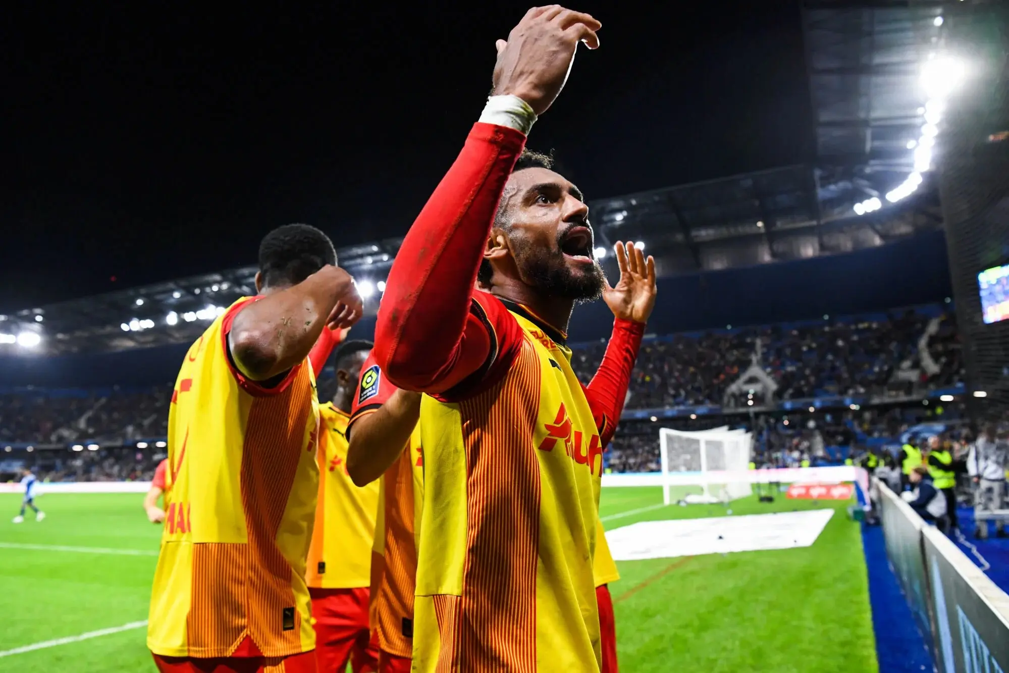 Champions League: Onde assistir, palpites e escalações de Lens x PSV