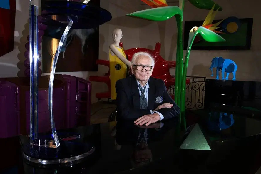 Pierre Cardin: Briga por herança bilionária de estilista abala a família; entenda