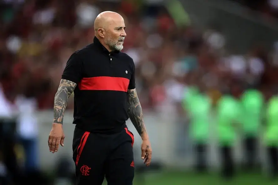 Sampaoli assina rescisão com o Flamengo e clube pagará quase R$ 10 milhões de multa à vista