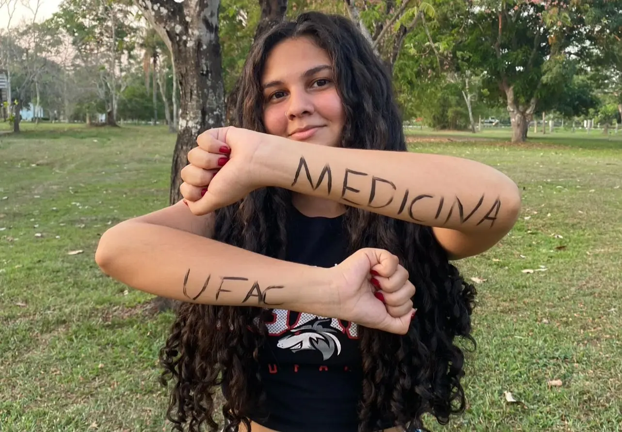 Do Taquari para o curso de medicina na Ufac: “A filha do zelador e da desempregada será médica”
