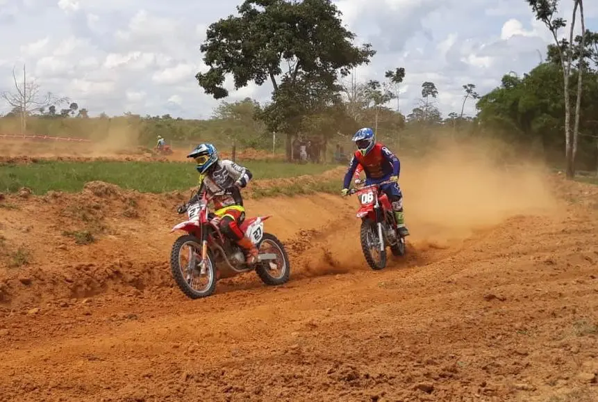 Riderson, Emely e Juveron são campeões na 7ª etapa do Estadual de motocross