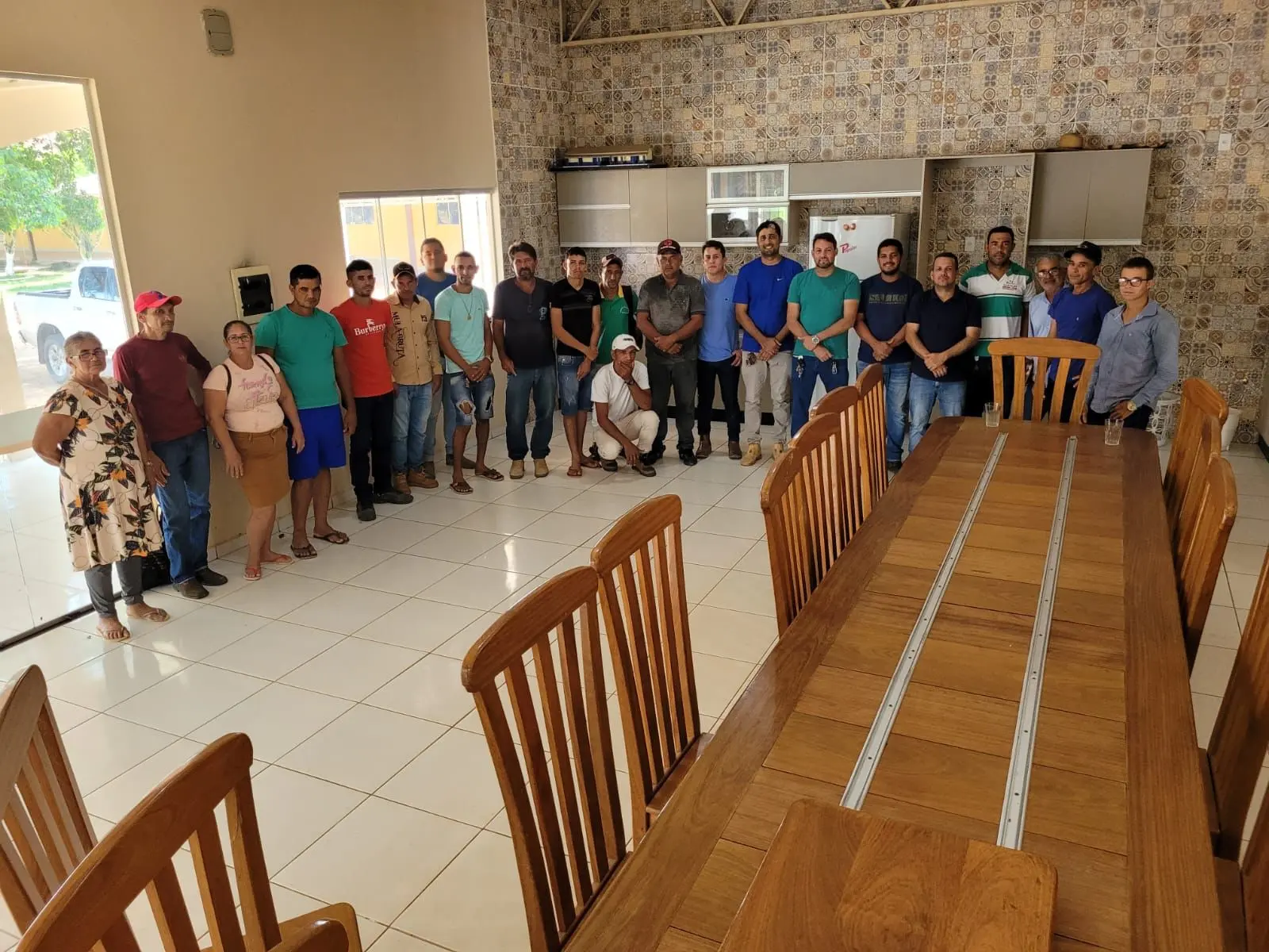Prefeitura se reúne com moradores e garante nova manutenção no ramal Gleba São Jorge