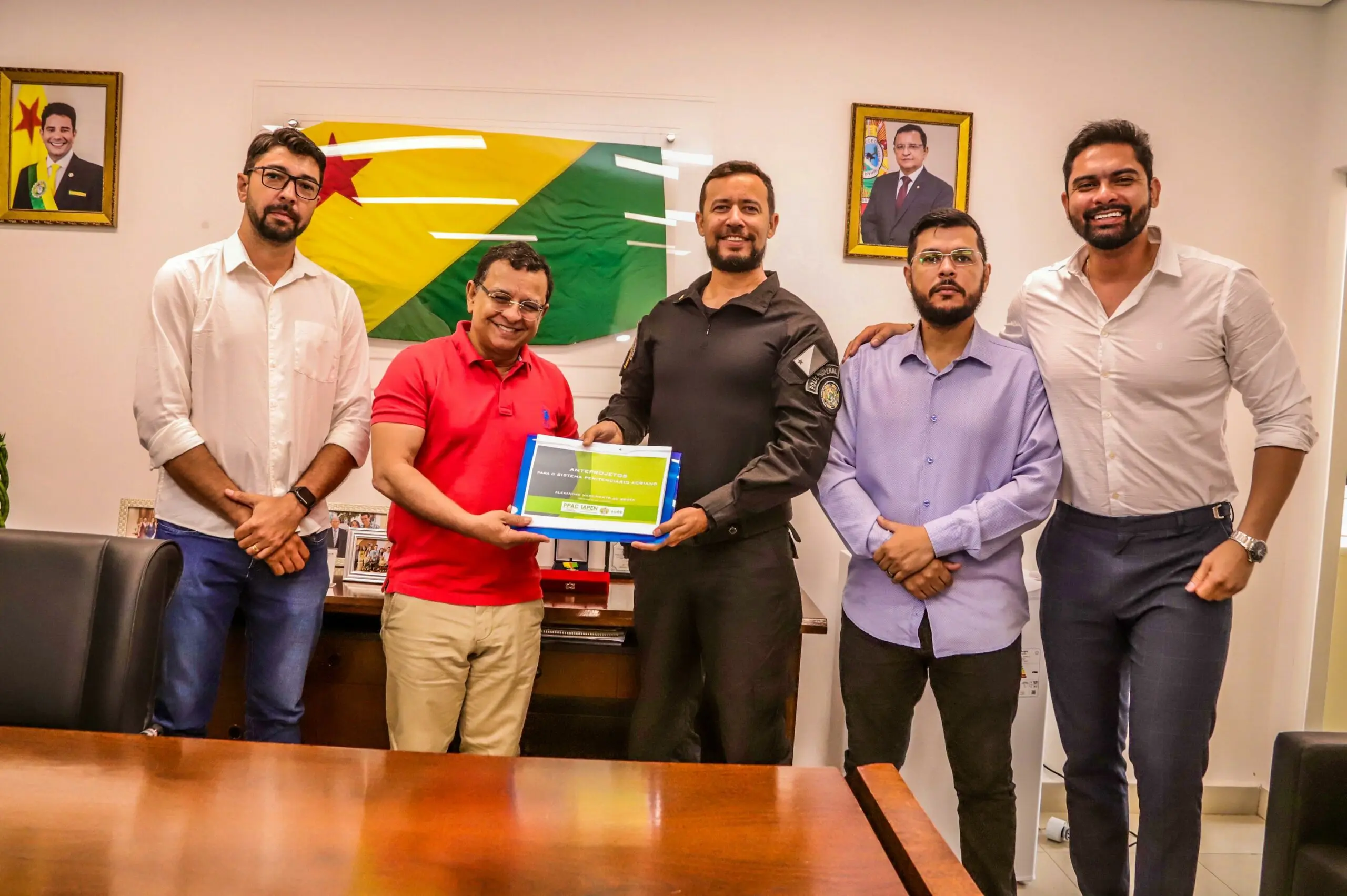 Gonzaga debate com presidente do Iapen melhorias e reforço na segurança dos presídios acreanos