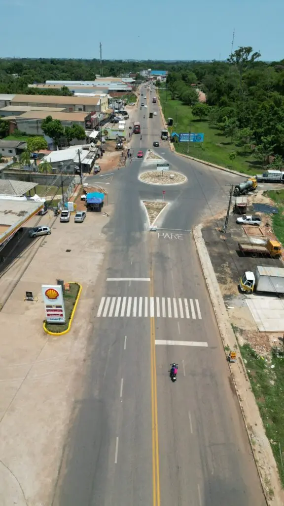Deracre conclui nova rotatória na AC-40 no trecho do Parque Chico Mendes