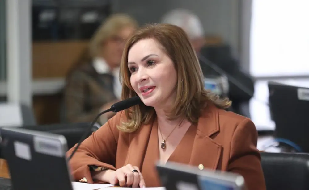 Socorro Neri solicita ao prefeito Bocalom transporte público gratuito durante as provas do Enem