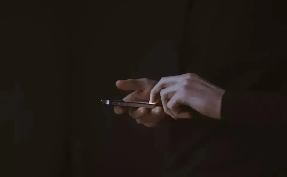 Adolescente se nega a dar senha do Instagram e é morto pela namorada