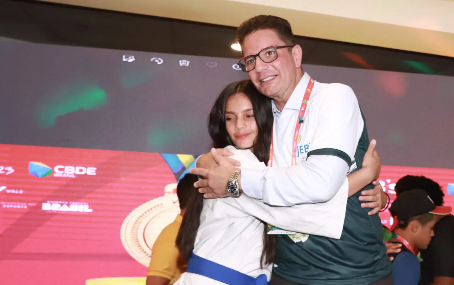 Gladson agradece equipe acreana que disputa jogos escolares e garantiu medalhas para o estado