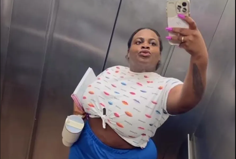 Jojo Todynho elege look despojado para ir à faculdade