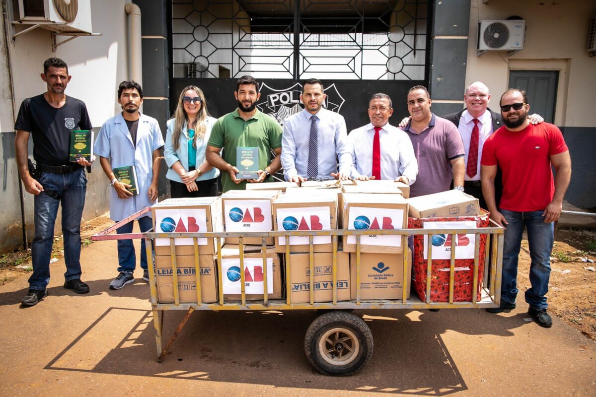 Ressocializando pela leitura: OAB/AC entrega livros para presídio em Rio Branco