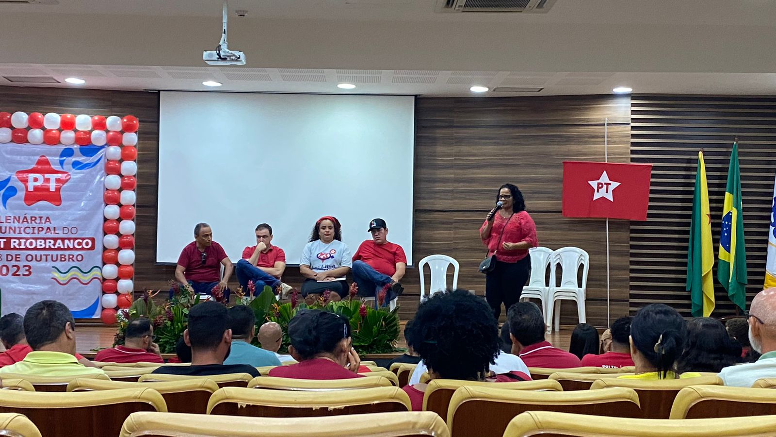 Deixando de lado as divergências, PT decide seguir com tratativas para possível apoio à Marcus Alexandre