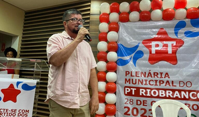PSD de Petecão pede perdão por ter apoiado Bocalom e agradece volta de Lula à presidência