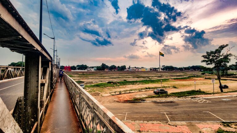 Sábado de sol, eclipse e possibilidade de chuvas; veja a previsão completa