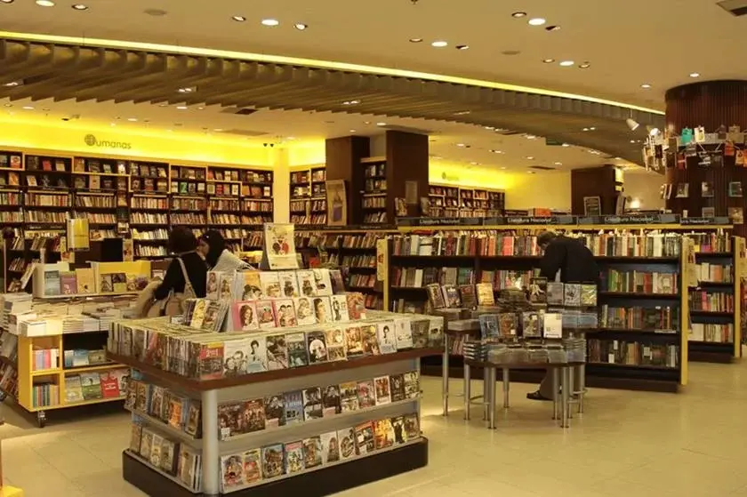 Livraria Saraiva pede falência e encerra 109 anos de história