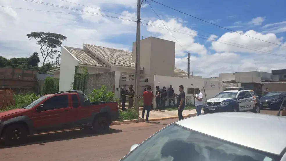 Corpos de mãe e três filhas são encontrados degolados; três deles estavam sem roupa