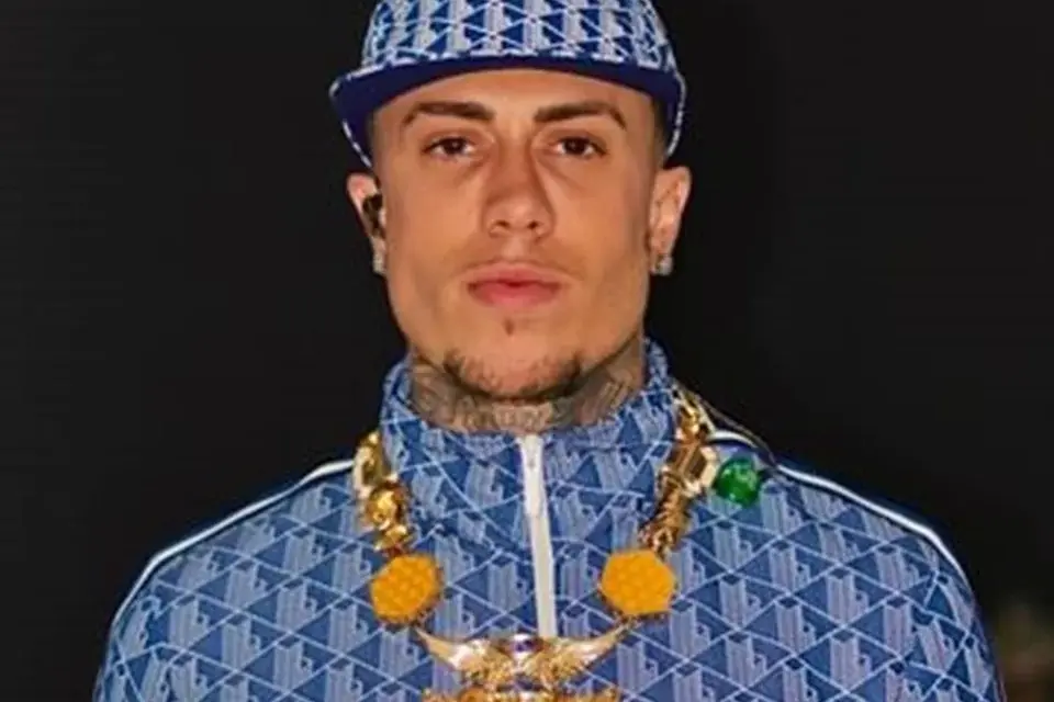 Vídeo: momento em que namorado de fã agride MC Daniel viraliza
