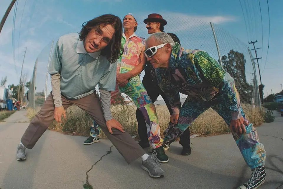Red Hot Chili Peppers traz rock para Brasília: veja como será