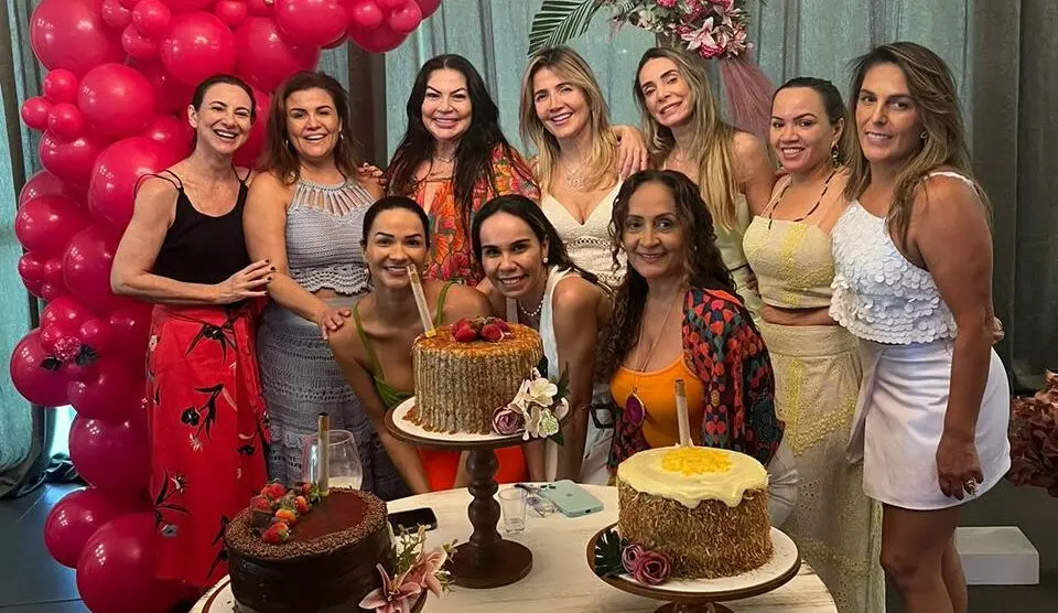 Feijoada da BB: colunista Roberta Lima ganha festa surpresa em Rio Branco; FOTOS